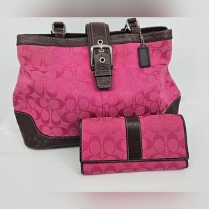 Coach Vintage Handbag F13021 and wallet signature pink logo bag